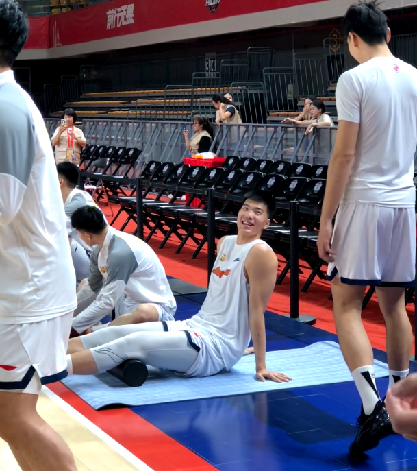 广东男篮生死战：杜锋能